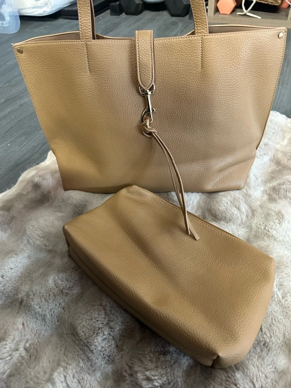 NWOT Classic Tan Tote with Pouch
